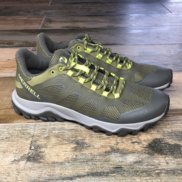 merrell gore tex hiking shoes